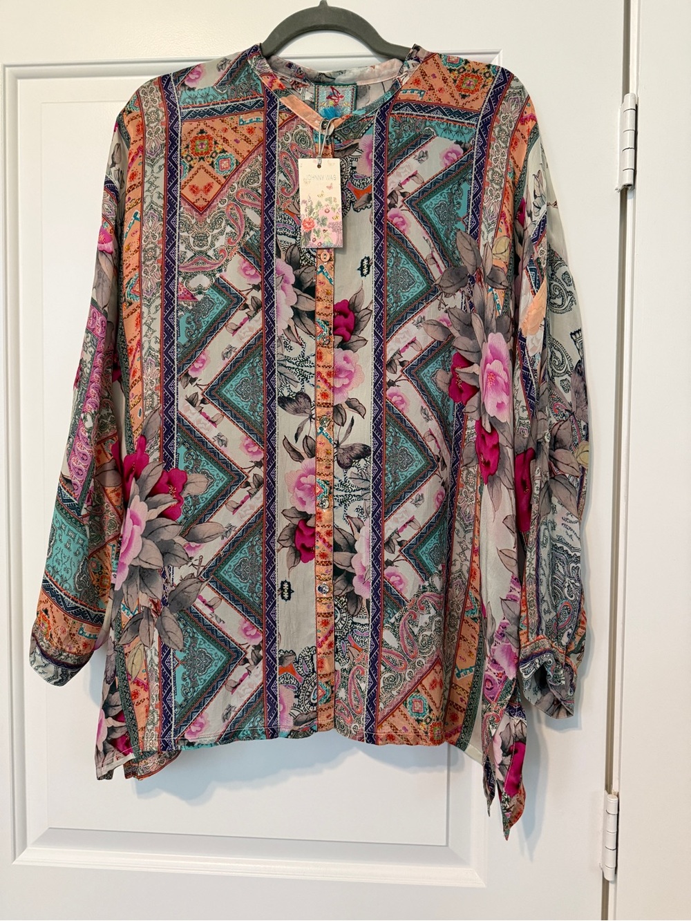 NWT Johnny Was Resort Multicolor Floral & Geometric Boxy Button-Down Blouse M